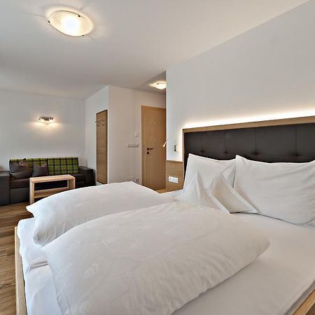 Hotel Pfandleralm San Martino In Passiria  Chambre photo