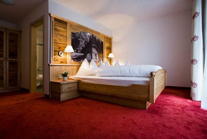 Hotel Pfandleralm San Martino In Passiria  Chambre photo