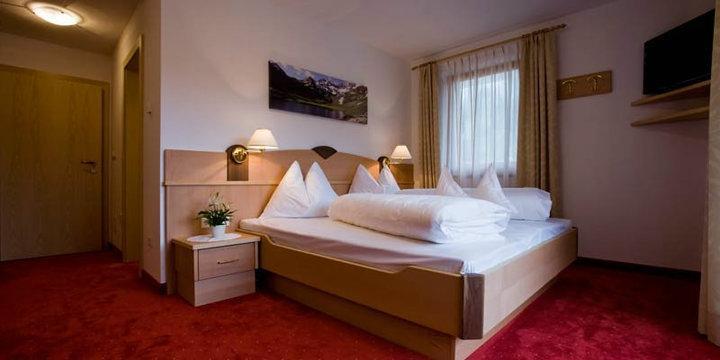 Hotel Pfandleralm San Martino In Passiria  Chambre photo